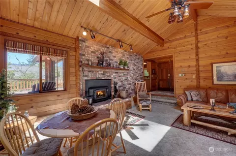 16108 Crystal River Ranch Rd E, Greenwater, WA 98022 photo 7