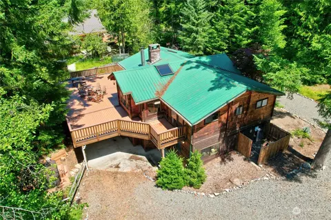 16108 Crystal River Ranch Rd E, Greenwater, WA 98022