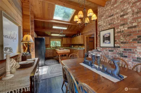 16108 Crystal River Ranch Rd E, Greenwater, WA 98022 photo 10