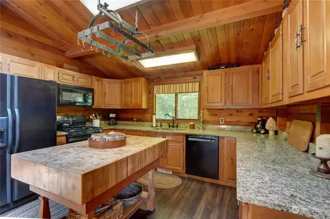 16108 Crystal River Ranch Rd E, Greenwater, WA 98022 photo 9