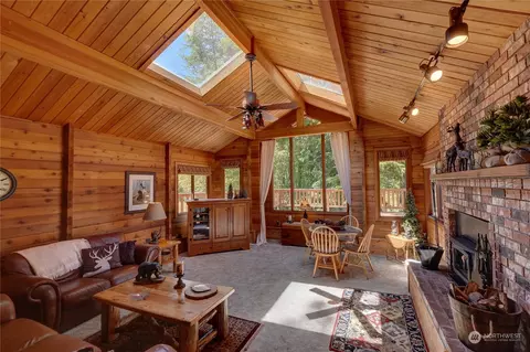 16108 Crystal River Ranch Rd E, Greenwater, WA 98022 photo 5