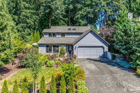 13710 178th Ave NE, Redmond, WA 98052