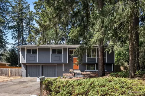 5204 95th Avenue Ct W, University Place, WA 98467