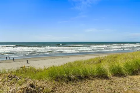 1443 Ocean Shores Blvd SW #301, Ocean Shores, WA 98569
