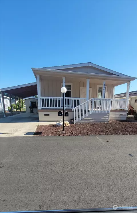 836 Pine Dr, Enumclaw, WA 98022