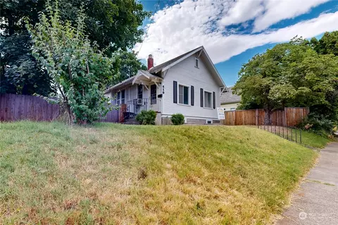410 E Oak St, Walla Walla, WA 99362 photo 2