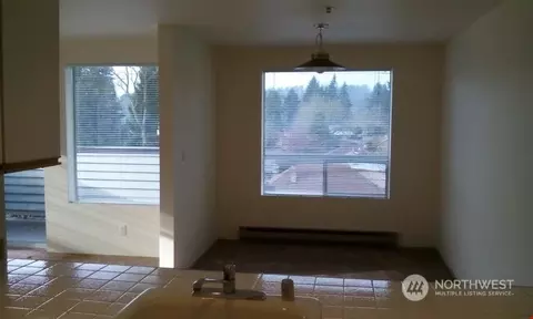 10304 NE 189th St, Bothell, WA 98011 photo 17