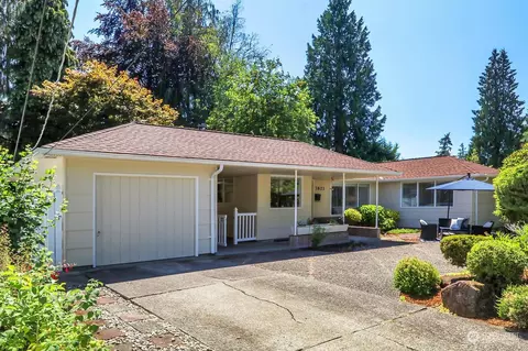 3821 NE 86th St, Seattle, WA 98115