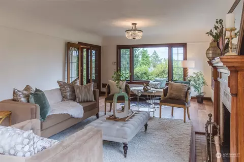 1645 Interlaken Pl E, Seattle, WA 98112 photo 6