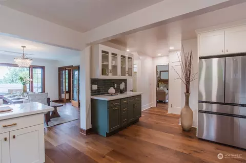 1645 Interlaken Pl E, Seattle, WA 98112 photo 11