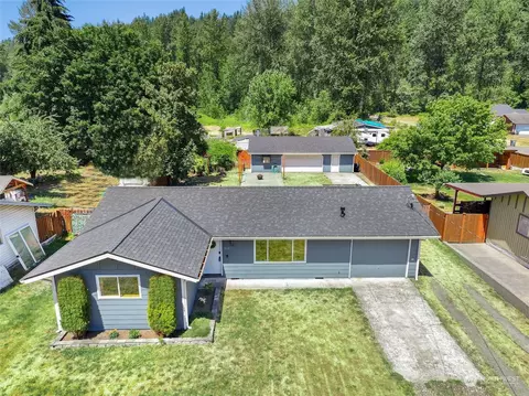 View/Area - 315 Calistoga St E, Orting, WA 98360 photo 1 of 7