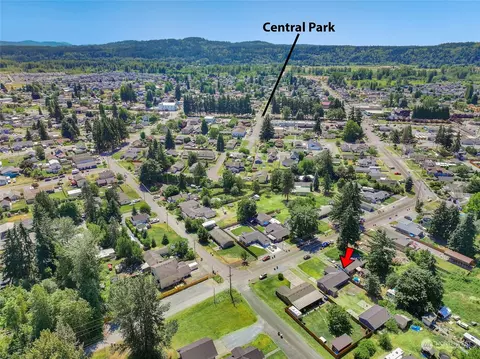 View/Area - 315 Calistoga St E, Orting, WA 98360 photo 5 of 7