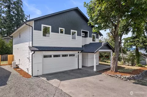 15465 Elwha Ter NE, Keyport, WA 98345