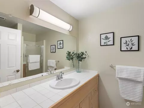 Bath - 19124 27th Dr SE, Bothell, WA 98012 photo 1 of 2