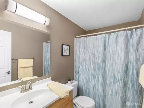 Bath - 19124 27th Dr SE, Bothell, WA 98012 photo 2 of 2