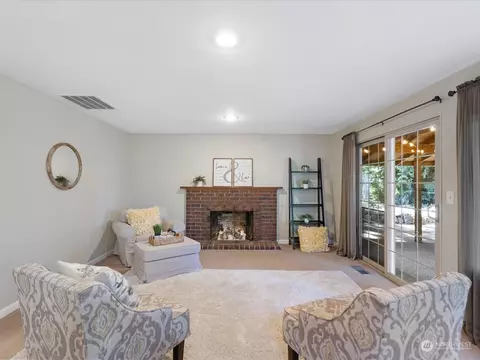 Living - 19124 27th Dr SE, Bothell, WA 98012 photo 2 of 3