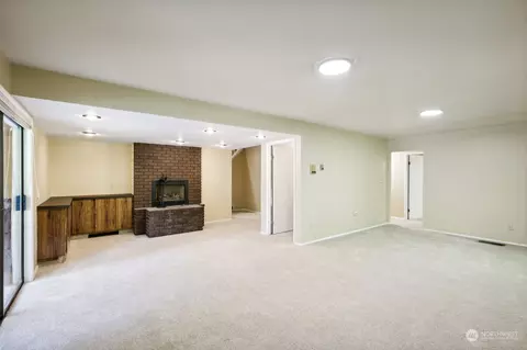Living - 5817 Cady Rd, Everett, WA 98203 photo 7 of 10