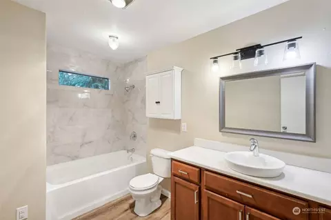 Bath - 5817 Cady Rd, Everett, WA 98203 photo 2 of 2