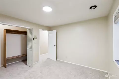 Bedroom - 5817 Cady Rd, Everett, WA 98203 photo 5 of 7
