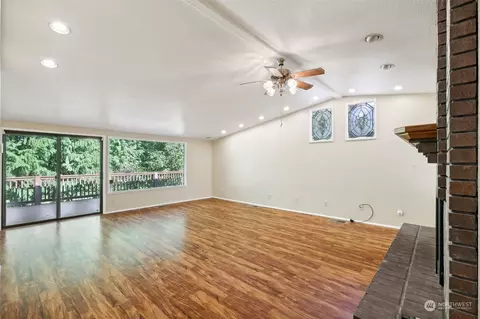 Living - 5817 Cady Rd, Everett, WA 98203 photo 1 of 10