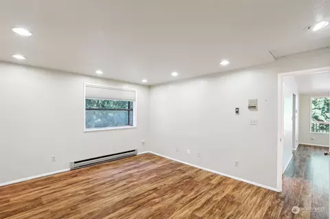 Living - 5817 Cady Rd, Everett, WA 98203 photo 6 of 10
