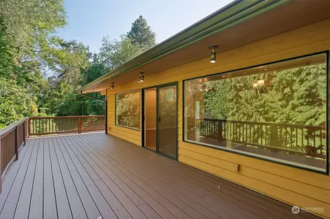Exterior - 5817 Cady Rd, Everett, WA 98203 photo 2 of 3
