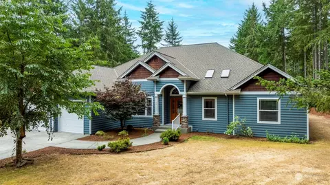 1485 NW Hermit Ridge Ln, Poulsbo, WA 98370