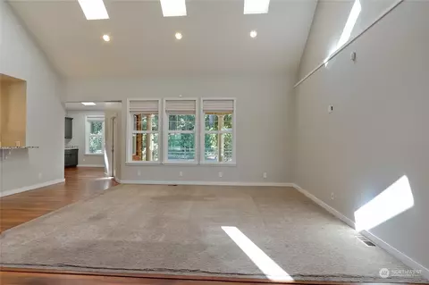Living - 20515 63rd Ave E, Spanaway, WA 98387 photo 3 of 6