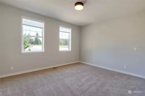 Bedroom - 20515 63rd Ave E, Spanaway, WA 98387 photo 2 of 5