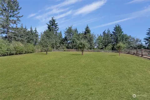 Exterior - 20515 63rd Ave E, Spanaway, WA 98387 photo 5 of 8
