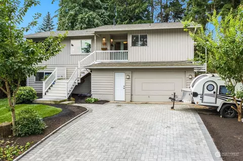 11019 NE 141st St, Kirkland, WA 98034