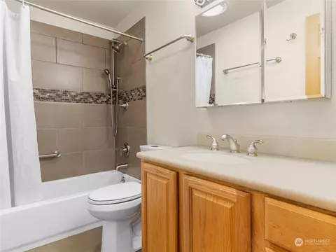Bath - 17321 E 11th Ave, Spanaway, WA 98387 photo 1 of 2