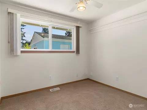 Bedroom - 17321 E 11th Ave, Spanaway, WA 98387 photo 3 of 5