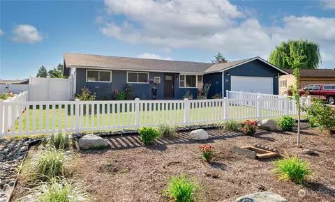 30 Birch Ct, Blaine, WA 98230