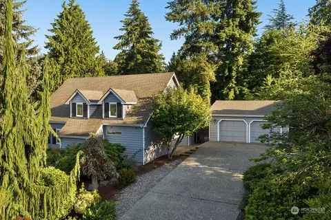 16425 NE 44th Way, Redmond, WA 98052
