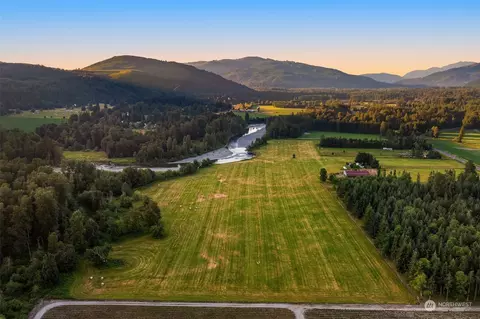 3747 Valley Hwy, Deming, WA 98244
