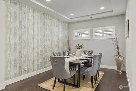 Dining - 4404 181st St SE, Bothell, WA 98012 photo 2 of 3