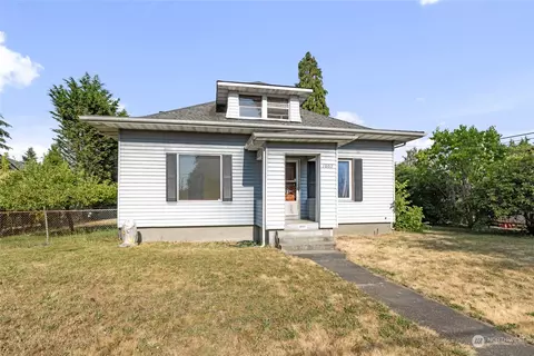 1003 N Adams St, Tacoma, WA 98406