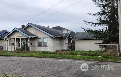 108 S Michigan St, Aberdeen, WA 98520