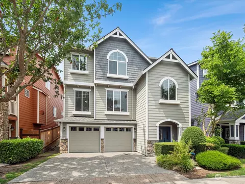 17818 20th Ave SE #38, Bothell, WA 98012