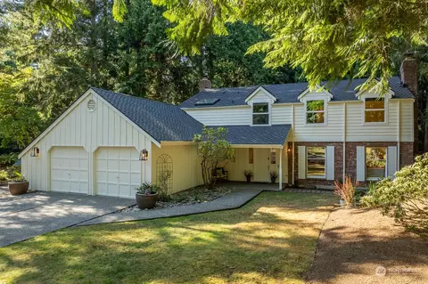 20806 NE 26th Pl, Sammamish, WA 98074