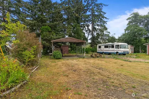 141 Pleasant Dr W, Westport, WA 98595