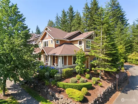 9225 Mitten Ave SE, Snoqualmie, WA 98065