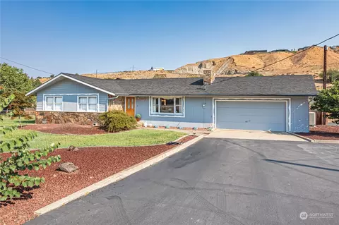 2601 Rock Island Rd, East Wenatchee, WA 98802
