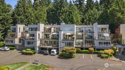 11122 NE 41st Dr #39, Kirkland, WA 98033