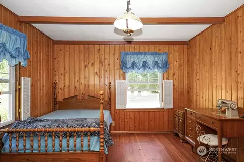 Bedroom - 23928 SE 436th St, Enumclaw, WA 98022 photo 2 of 8