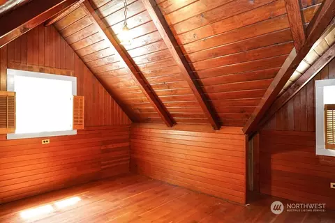 Bedroom - 23928 SE 436th St, Enumclaw, WA 98022 photo 8 of 8