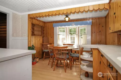 Dining - 23928 SE 436th St, Enumclaw, WA 98022 photo 1 of 2