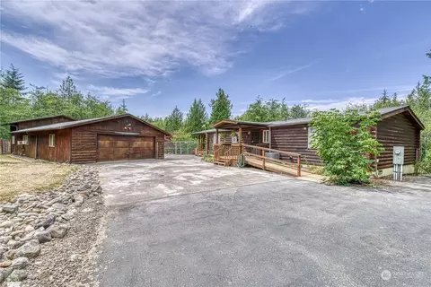 3261 E Harstine Island Rd N, Shelton, WA 98584