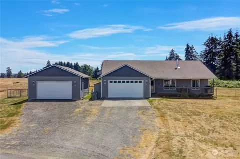 42 Shorthorn Ln, Oakville, WA 98568